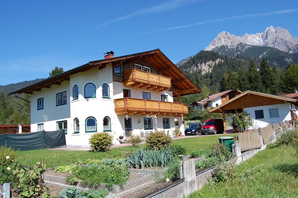 Landhaus Brugger Apartment Saalfelden Exterior foto